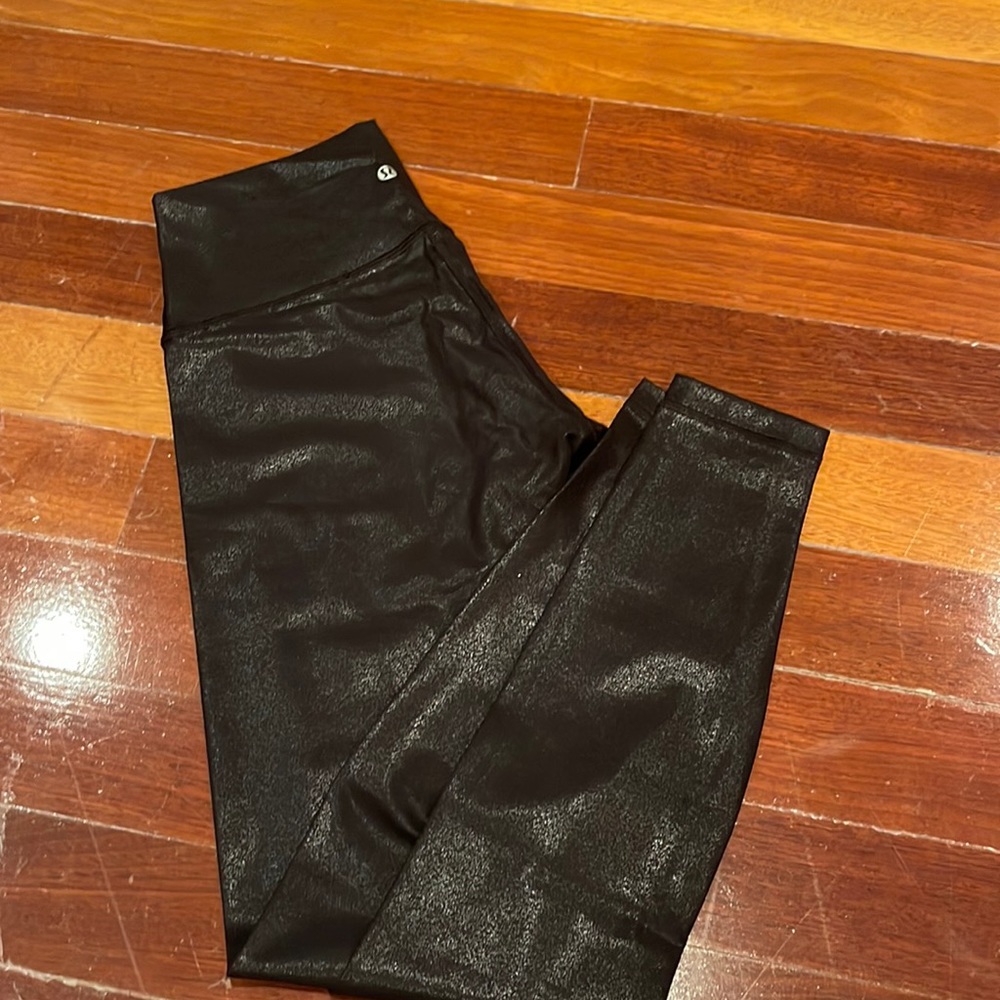 Lulu lemon size 6 shiny black high waisted leggings